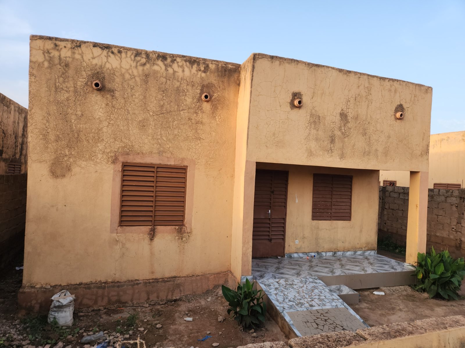 VILLA F3/CITE CEGECI